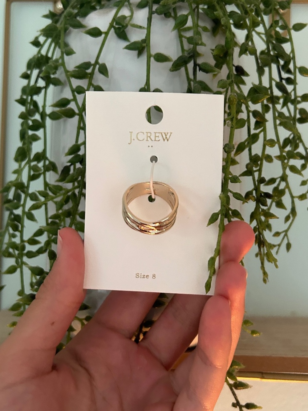 J Crew Size 8 Gold Ring